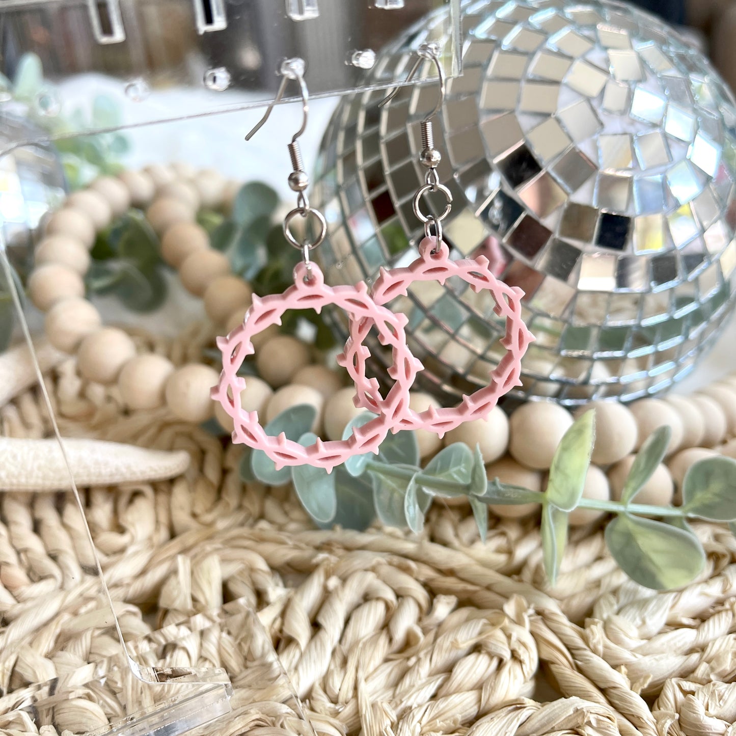 Crown of thorns pastel hoop earrings