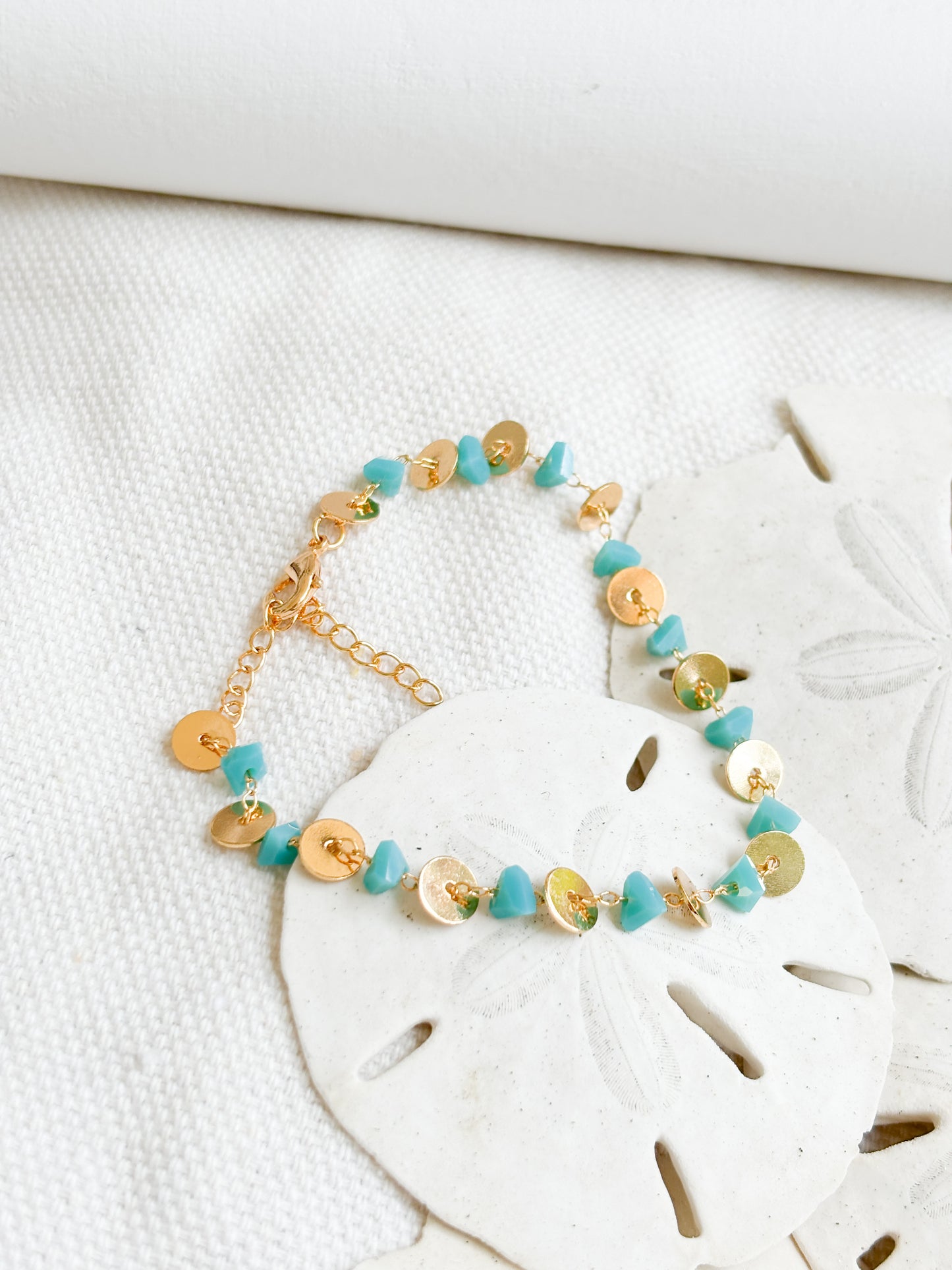 Turquoise and Gold Disc Bracelet