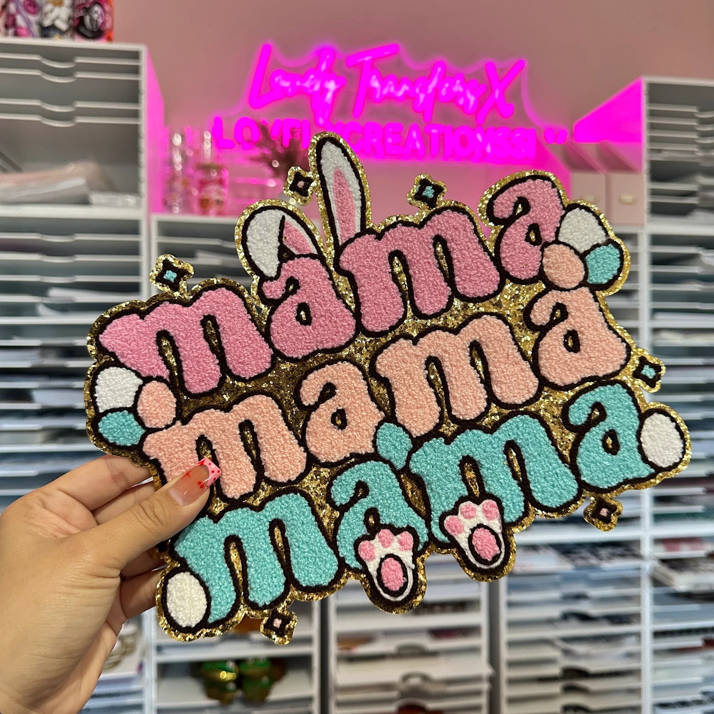 Mama Chenille heatpress patch